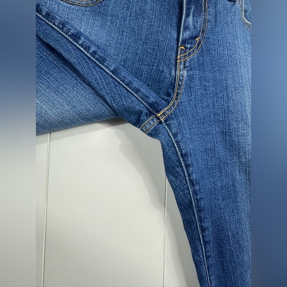 Levis 515 Bootcut Denim Blue Jeans Women's Size 4 Short Mid-Rise Distressed - Picture 3 of 13